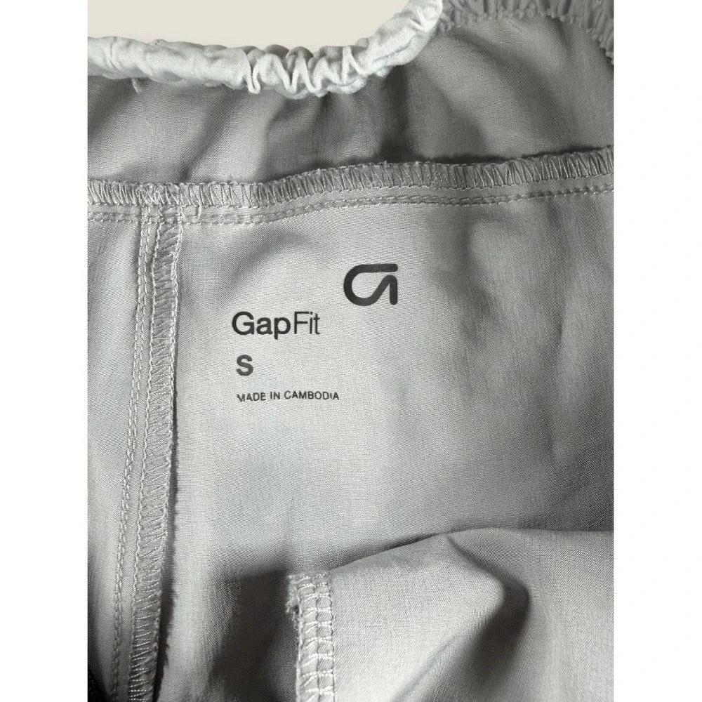 GapFit Mens Athletic Training Shorts Small‎ Gray Lightweight Gym Workout Run